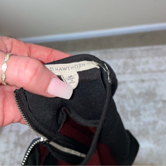 41 Hawthorn maroon & black square figure flattering textured knee length dress - Picture 9 of 12